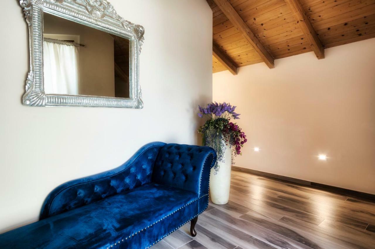 Palazzo Eugenia Suites Vasto Exterior photo